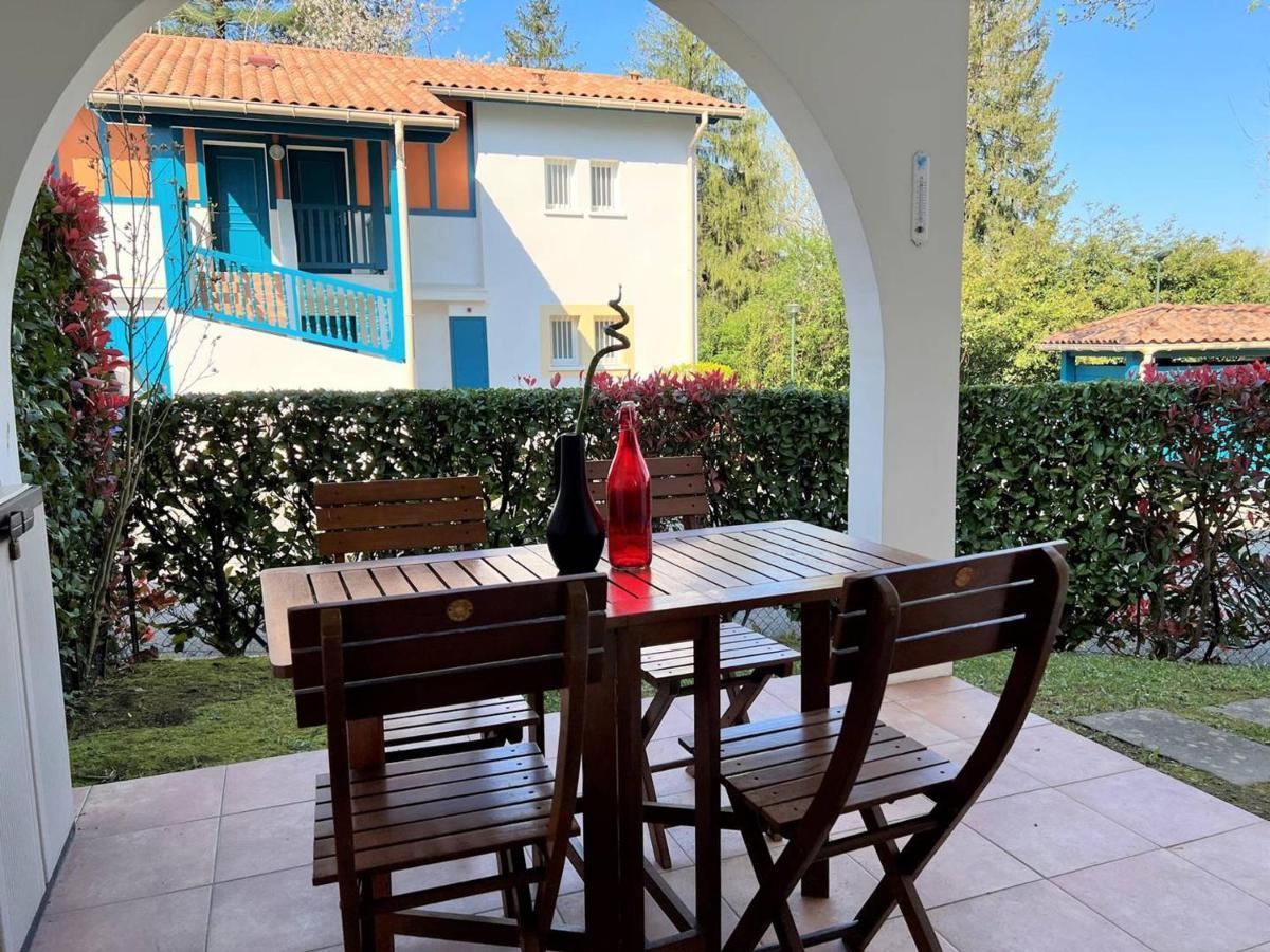 Appartement T1 Bis Avec Jardin Prive Et Piscine, 4 Pers, Cambo-Les-Bains - Fr-1-495-13 Exterior photo